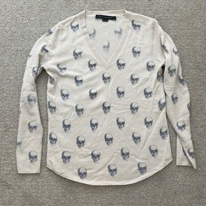 Skull Cashmere V-neck sweater